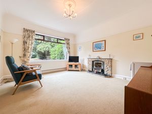 Photo 11- click for photo gallery